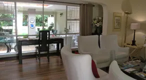 Rosebank Lodge Guesthouse by Claires - Image 2
