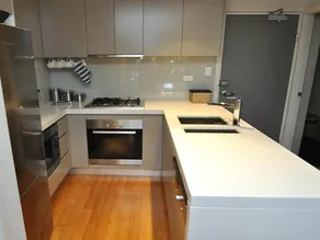 2 Bed North Sydney Self Catering - Image 4
