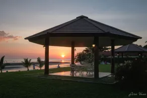 New Travel Beach Hotel & Resort - Image 5