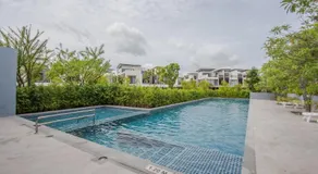 Townhouse in Laguna Park - Image 2