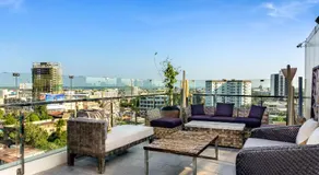 Azia Suites and Residences - Image 4
