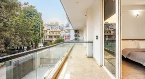 LivRegalia Stays Luxury Residence Gurgaon - Image 3