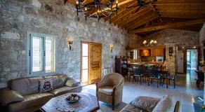 Gujadani Villa - Image 5