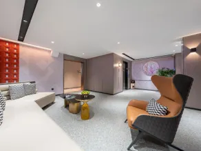 Borrman Hotel Jinan Quancheng Squaire Baotuquan - Image 4