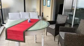 Front sea Luxury - Image 2