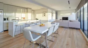 381 Cremorne - Image 3