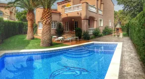 ARENDA Pino Alto Villa Napoleon - Image 3
