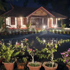 Top Yard Pool Villa & Kayaking - Image 3