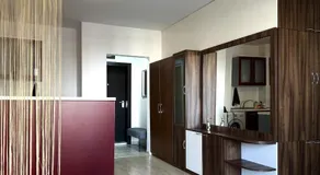 Apartment 7 - Image 4