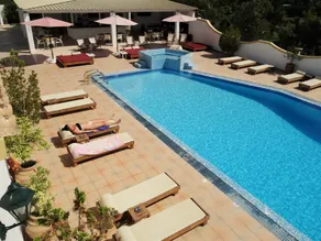 Oasis Beach Club - Image 4
