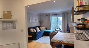 Stylish 2BDR Apt with Large Balcony near City - Image 4
