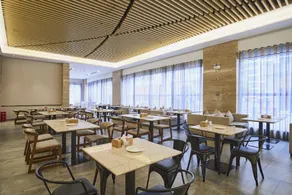 Yijia Zijinghua Hotel - Image 5