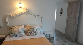 Chez Christine et Fred - Image 4