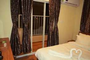 DREAM HOTEL - Image 1