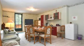 Retreat with Sauna, Hot Tub - Image 3