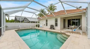 Neapolitan Vacation Rentals - Pet Friendly, Newly Updated Luxury Home with Private Pool! Complete Privacy and Only a 10 Minute Walk to Vanderbilt Beach Close to Mercato and the Best of Naples - Image 3