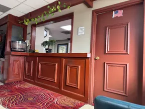 Highlander Inn Cleveland Beachwood Near I-480 - Image 2