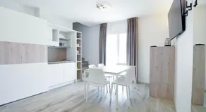 Marina Suites & Apartments 4 stelle S - Image 3