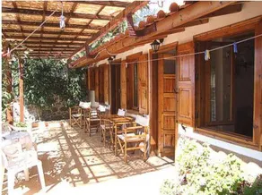 Lela's Kaptani Studio - Image 4