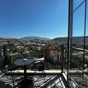 Area Hotel - Image 5