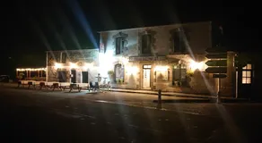 Le Black Dog Pub - Chambre d'hotes avec Bar Restaurant - Image 5