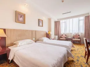 Eclat Business Hotel - Image 2