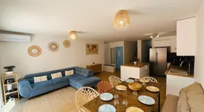 Maison 7-9p, Jardin avec Piscine, Terrasses, proche Plages, Marseille - Image 2
