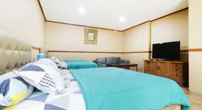 Hotel Alamanda - Image 2
