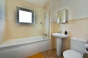 15 Pennant Place - Image 2