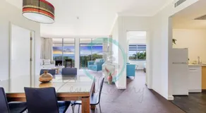 ZEN88 Esplanade: 3-BR Luxury Suite Near Waterfront - Image 4