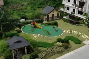 The Redwoods SM Fairview with Balcony Fairview Quezon City Metro Manila Philippines - Image 4