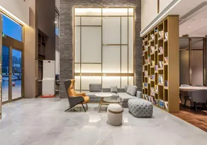 Echarm Plus Hotel Nanning East Station - Image 5