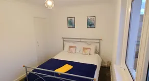 RF-Entire House-Central Scotland-Falkirk, Self-Check-in , Pet-friendly and with Parking - Image 2