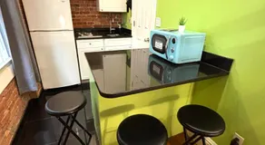NYC Empire Apartments - Image 5
