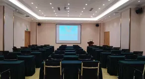 Vienna Hotel(Nanxiong Shidai Guangchang Branch) - Image 4