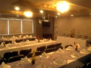 Valleyfront Hotel - Image 4