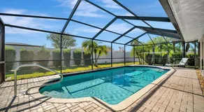 The Crown House 4b Pool Home 6 mins to IR Beach - Image 5