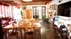 Tongli Begonia Flowers Guesthouse - Image 4