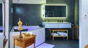 Suites Residences Spa - Image 2