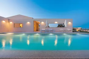 Modern villa with infinity pool - By Beahost Rentals - Image 4