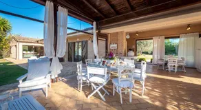 VILLA ISOTTA 8&4, Emma Villas - Image 5