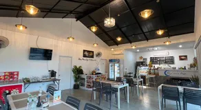 Blue Moon Boutique Resort - Image 4