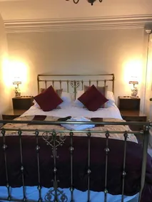 West End Lodge - Image 2