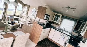Metcalfes family caravan - Image 3