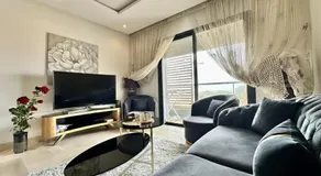 Appartement Moderne 2 Chambres - Piscine - Image 2