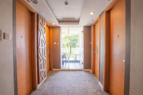 Life Hotel Mayjend Sungkono Surabaya - Image 3