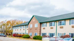 Colfax Inn by Marifah - Image 5