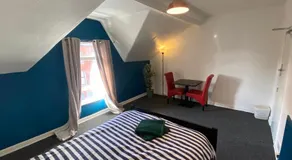 bnb STRICTLY OVER 25 ONLY - Image 2