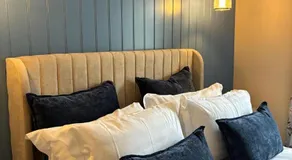 LAKE VIEW Luxury Apartment - Image 2