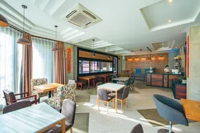S Park Design Hotel - Image 4